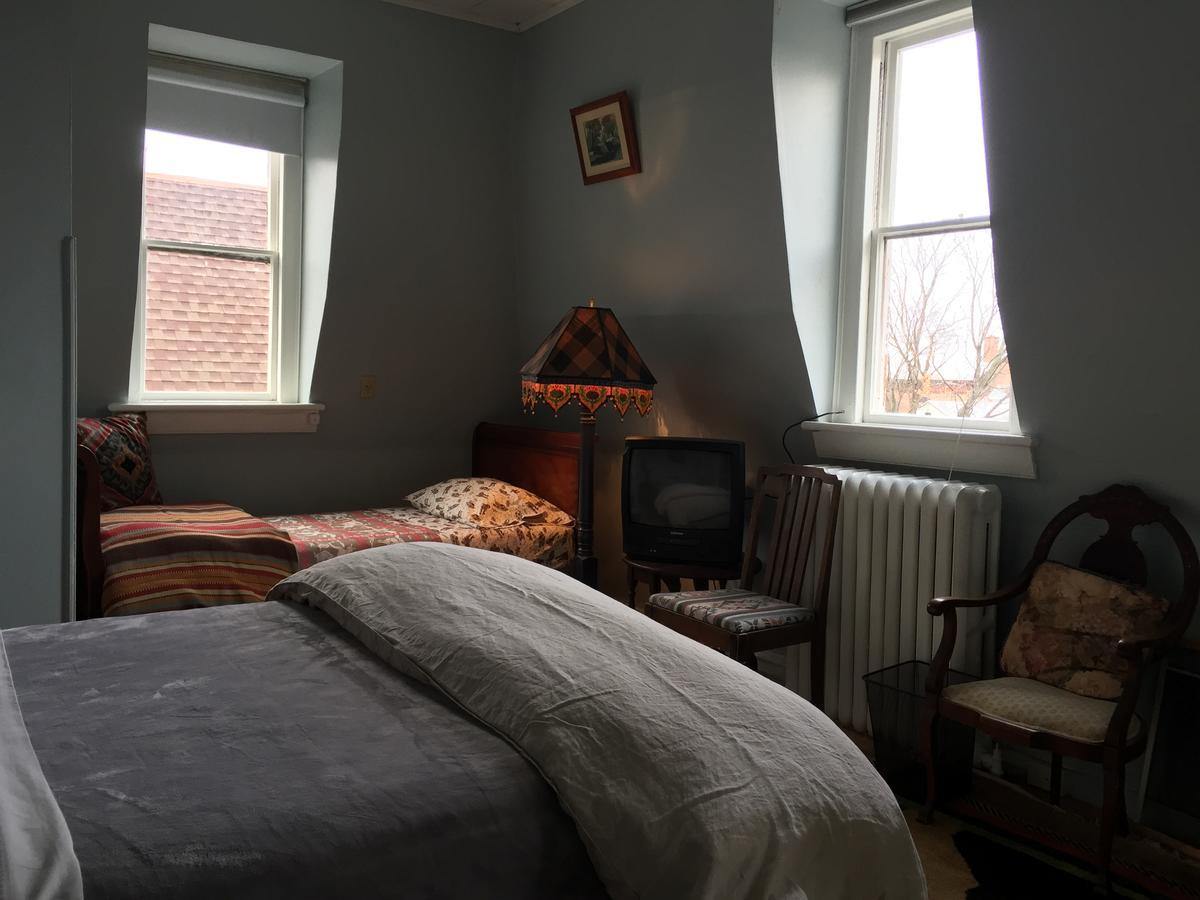 Hudson City Bed And Breakfast Exteriör bild