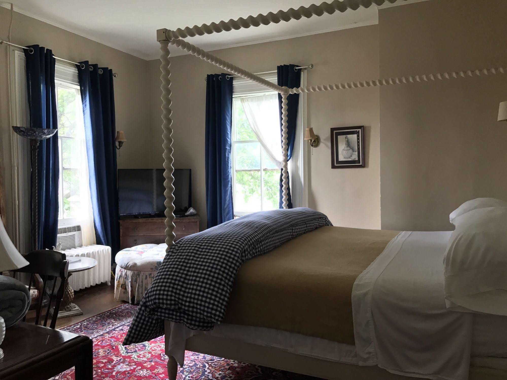 Hudson City Bed And Breakfast Exteriör bild