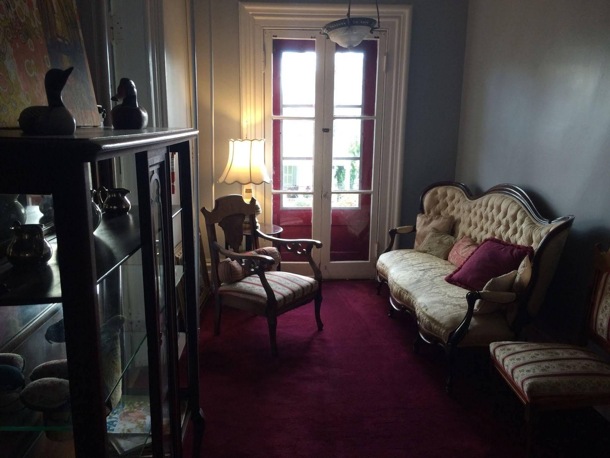 Hudson City Bed And Breakfast Exteriör bild